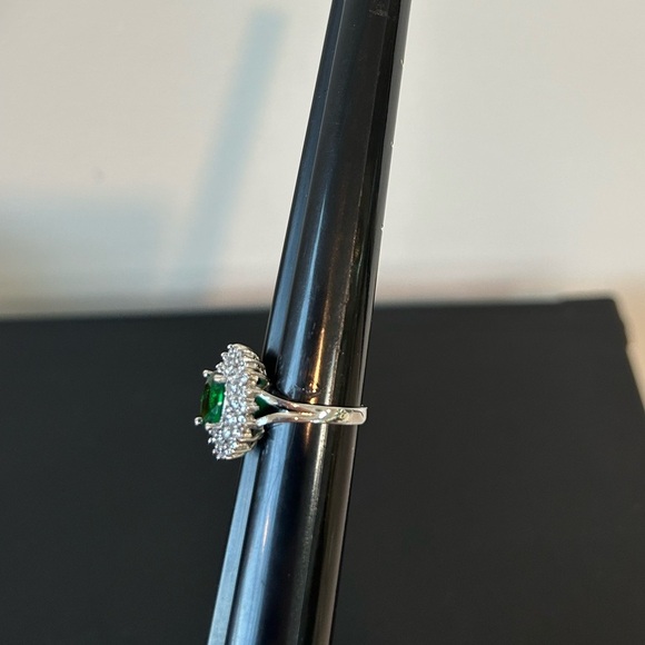 Green ring 14 k gold plated ring - Picture 5 of 6